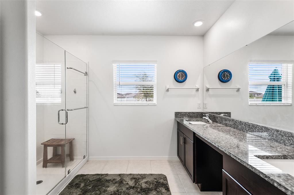 For Sale: $429,000 (5 beds, 3 baths, 3255 Square Feet)