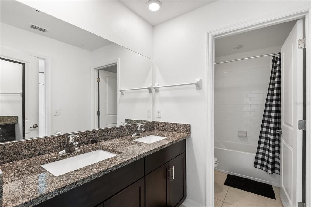For Sale: $429,000 (5 beds, 3 baths, 3255 Square Feet)