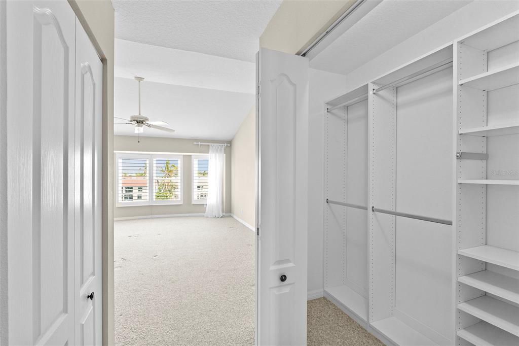 На продажу: $995,000 (3 спален, 3 ванн, 2215 Квадратных фут)