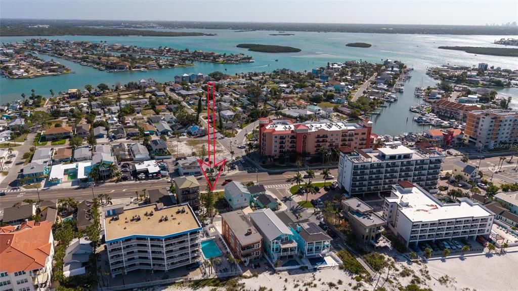 En Venta: $650,000 (0.08 acres)