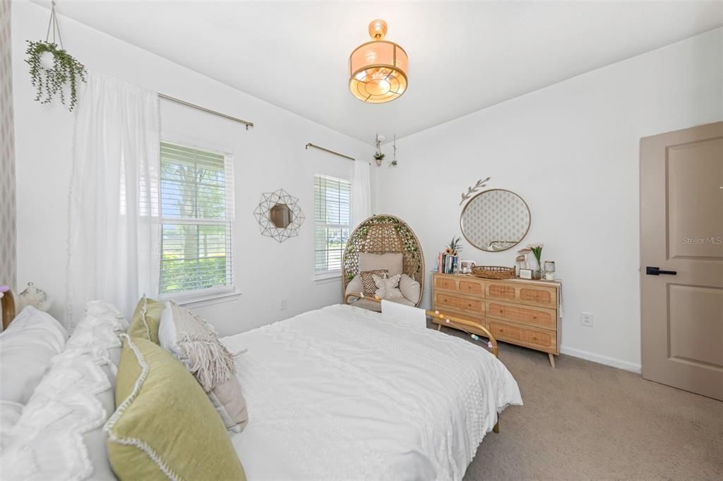 For Sale: $549,000 (4 beds, 2 baths, 2386 Square Feet)