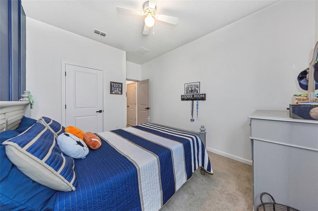 For Sale: $549,000 (4 beds, 2 baths, 2386 Square Feet)