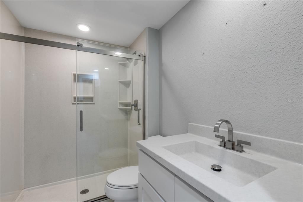For Sale: $239,000 (3 beds, 2 baths, 1560 Square Feet)