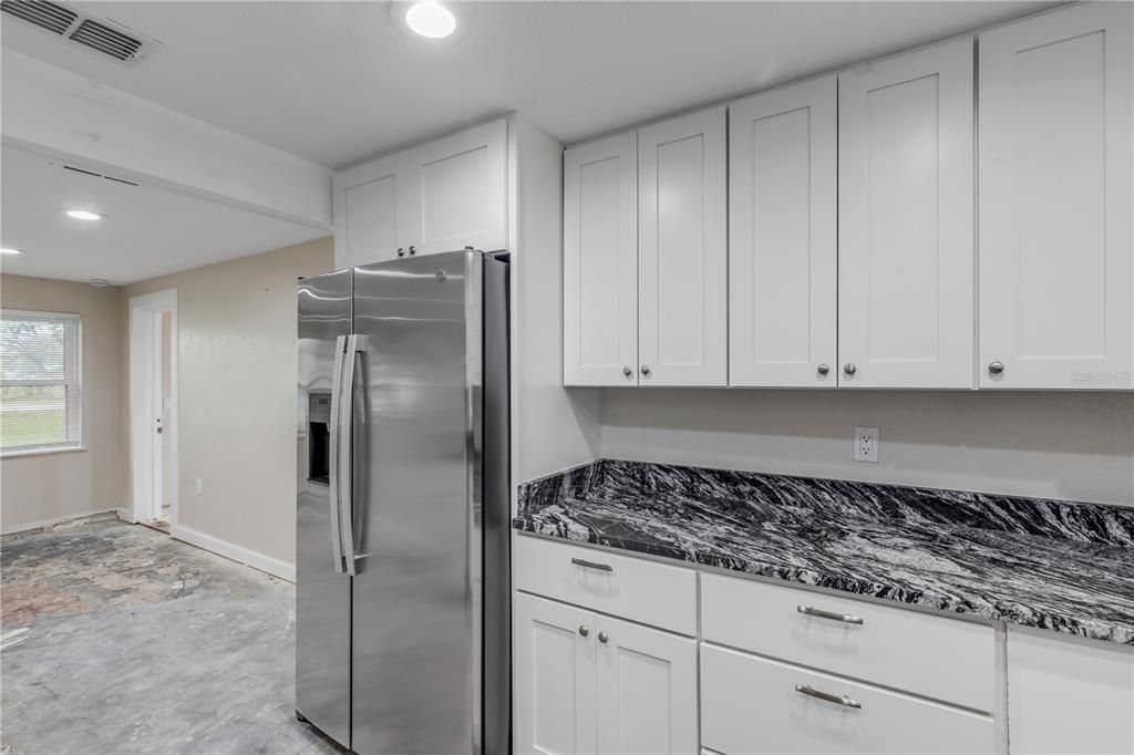 For Sale: $239,000 (3 beds, 2 baths, 1560 Square Feet)