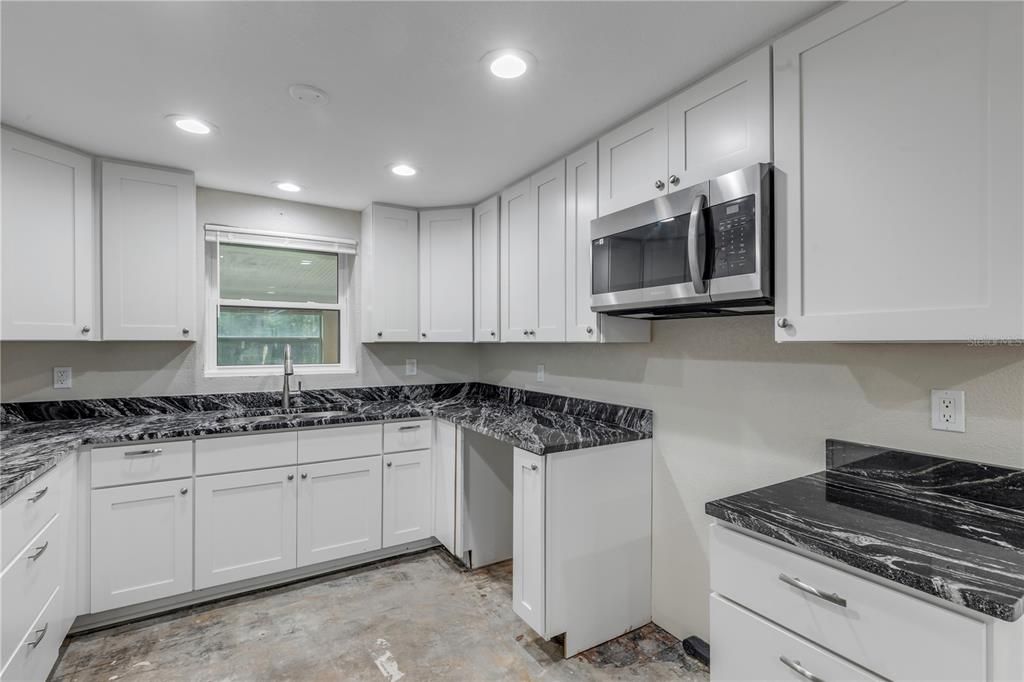For Sale: $239,000 (3 beds, 2 baths, 1560 Square Feet)