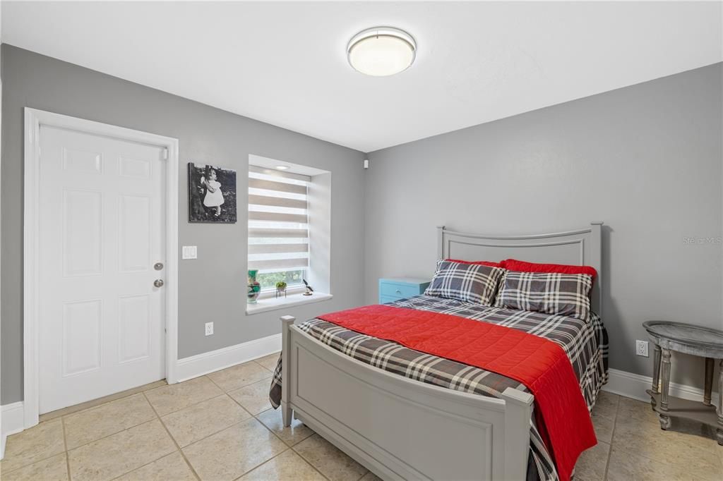 Activo con contrato: $635,000 (4 camas, 3 baños, 2273 Pies cuadrados)