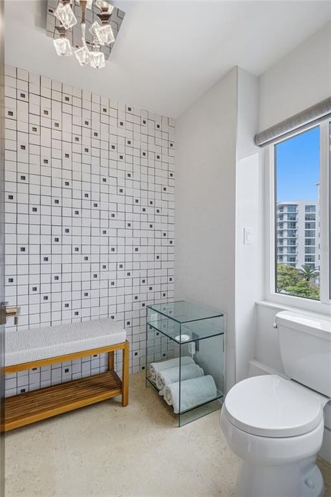 For Sale: $1,350,000 (2 beds, 2 baths, 1760 Square Feet)