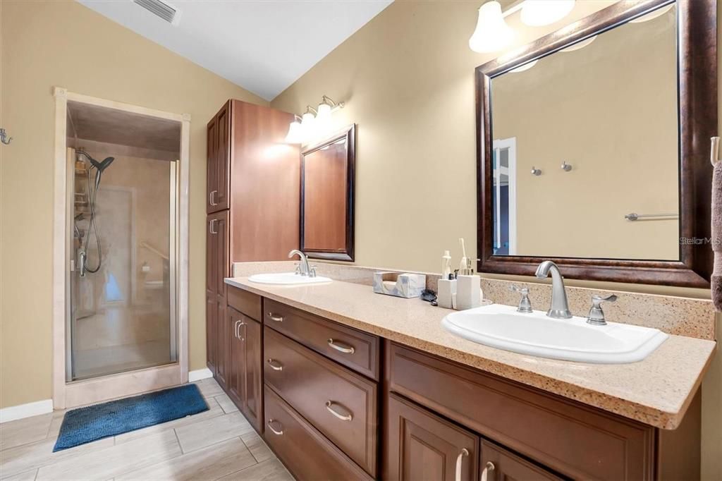 Active With Contract: $419,000 (4 beds, 2 baths, 1980 Square Feet)
