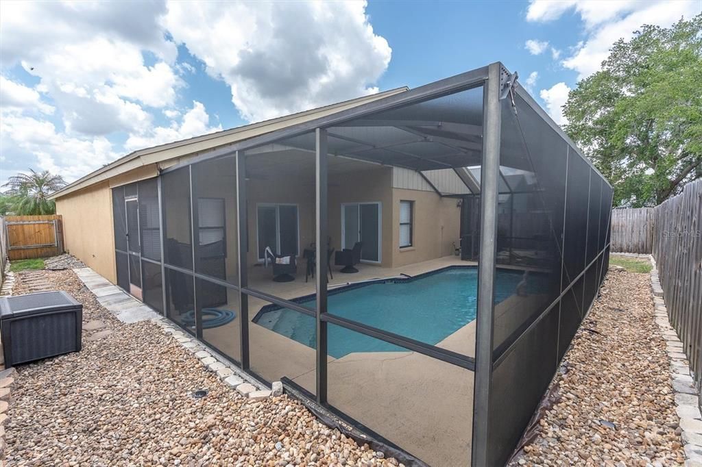 Active With Contract: $419,000 (4 beds, 2 baths, 1980 Square Feet)