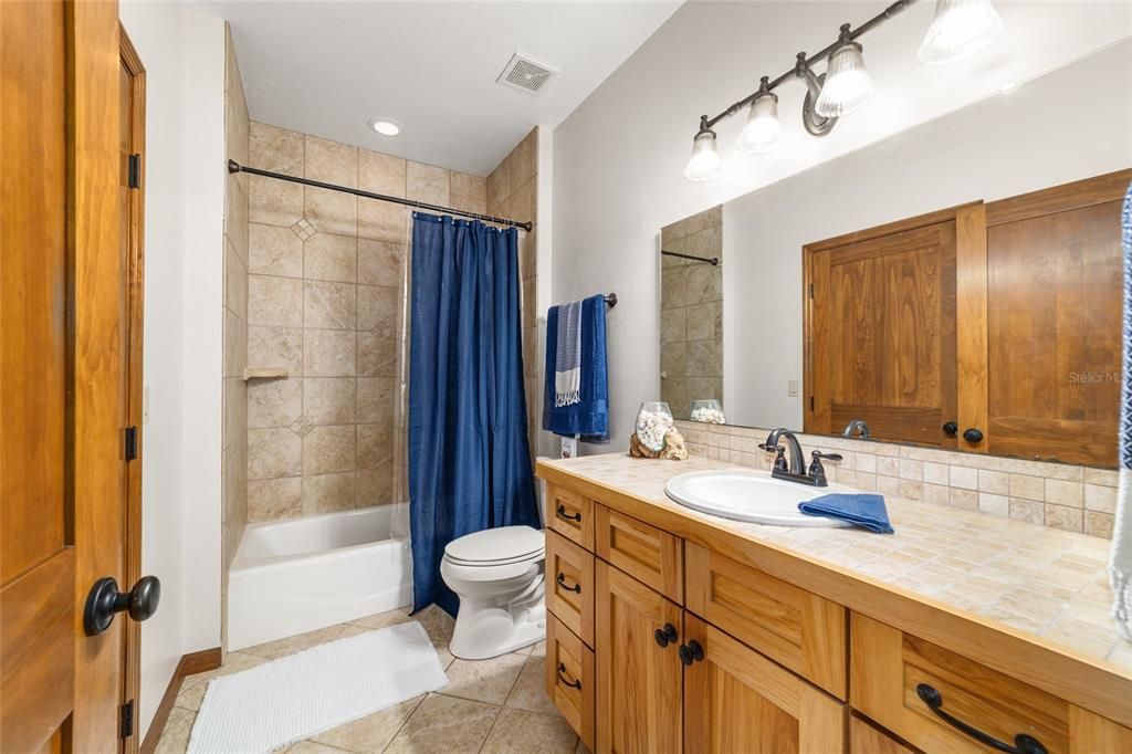 For Sale: $2,000,000 (3 beds, 3 baths, 2848 Square Feet)