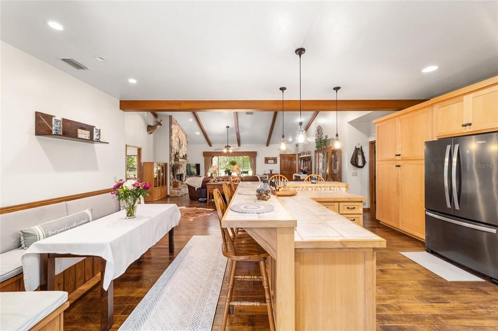 For Sale: $2,000,000 (3 beds, 3 baths, 2848 Square Feet)