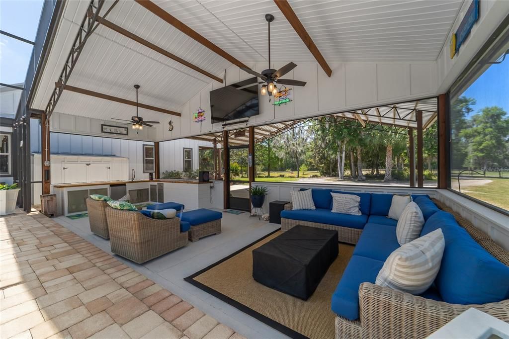 For Sale: $2,000,000 (3 beds, 3 baths, 2848 Square Feet)