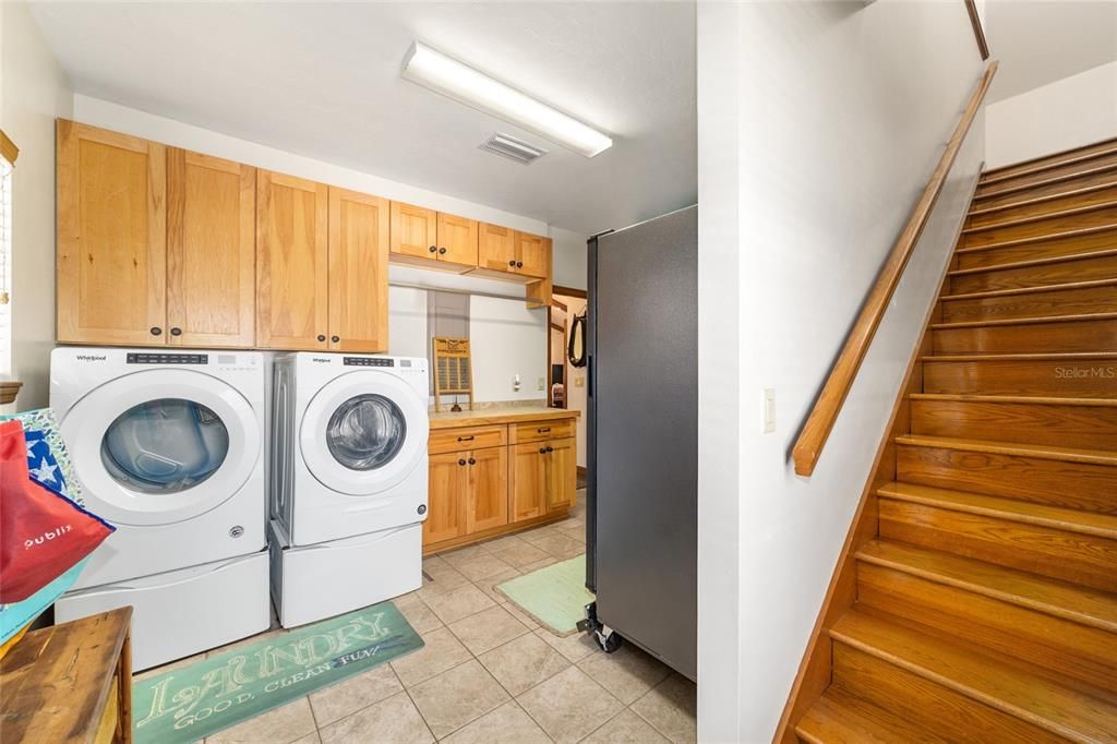 For Sale: $2,000,000 (3 beds, 3 baths, 2848 Square Feet)