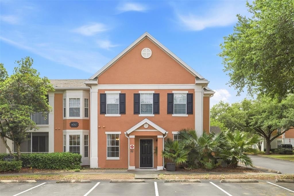 Active With Contract: $310,000 (3 beds, 2 baths, 1453 Square Feet)