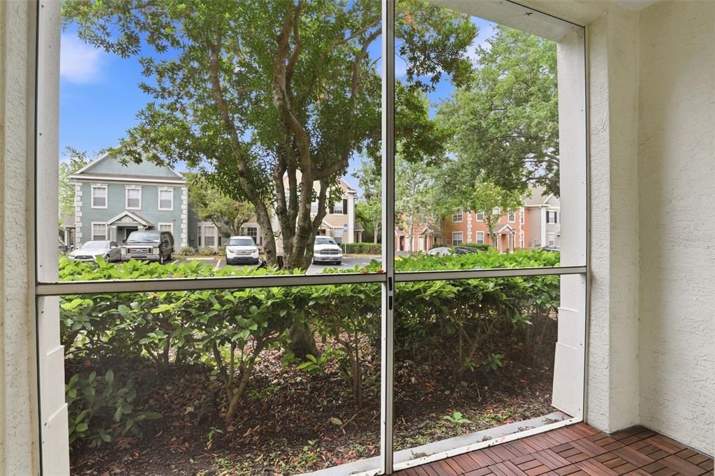 Active With Contract: $310,000 (3 beds, 2 baths, 1453 Square Feet)