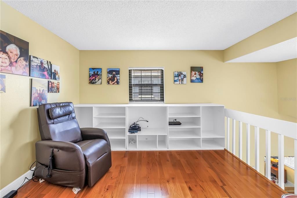 Activo con contrato: $295,000 (2 camas, 2 baños, 1500 Pies cuadrados)