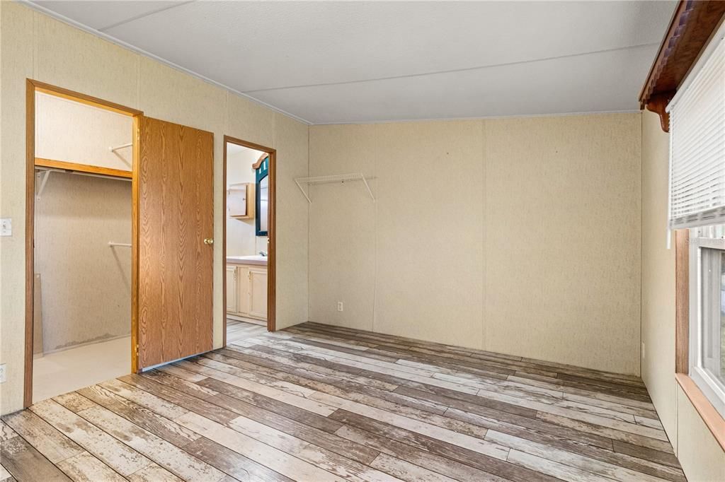 На продажу: $145,000 (2 спален, 2 ванн, 960 Квадратных фут)