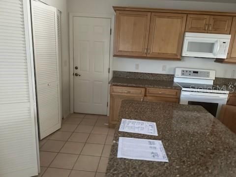 En Venta: $370,000 (3 camas, 2 baños, 1857 Pies cuadrados)