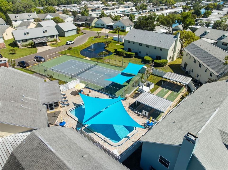 For Sale: $159,900 (2 beds, 2 baths, 1024 Square Feet)