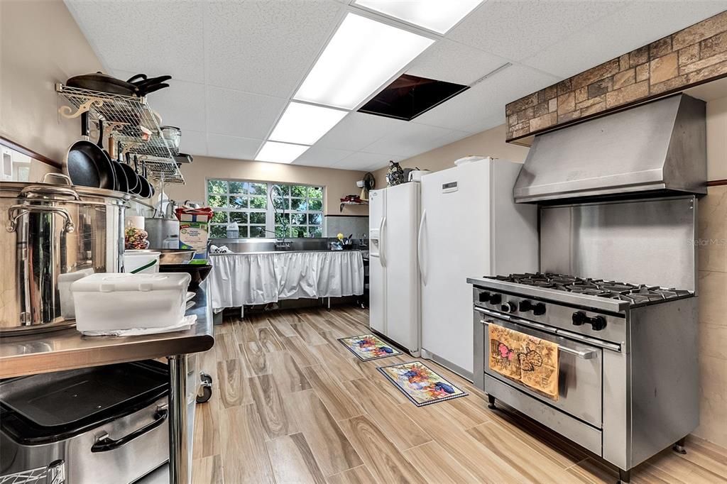 En Venta: $111,900 (3 camas, 1 baños, 650 Pies cuadrados)