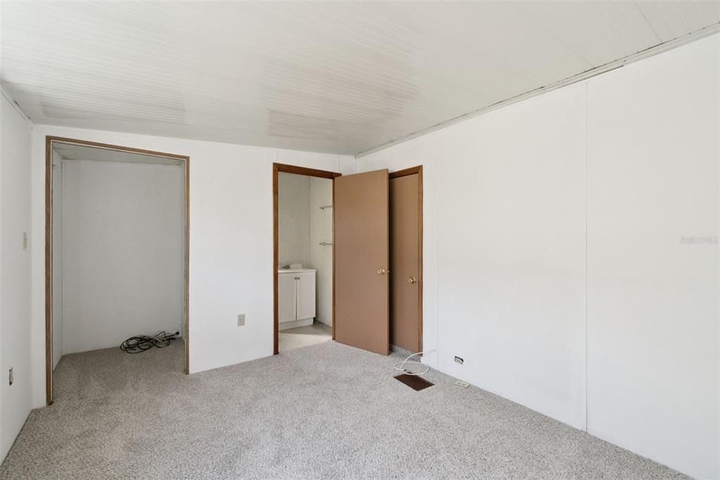 En Venta: $111,900 (3 camas, 1 baños, 650 Pies cuadrados)
