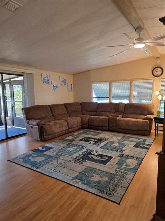 En Venta: $169,000 (2 camas, 2 baños, 1352 Pies cuadrados)