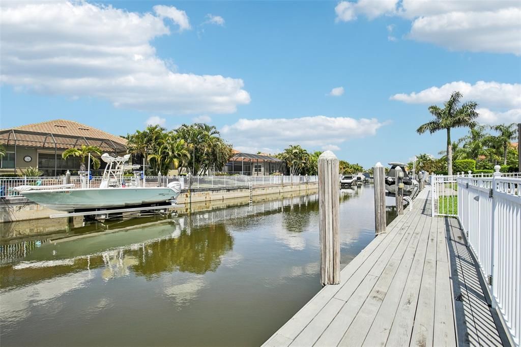 En Venta: $1,450,000 (3 camas, 3 baños, 2583 Pies cuadrados)