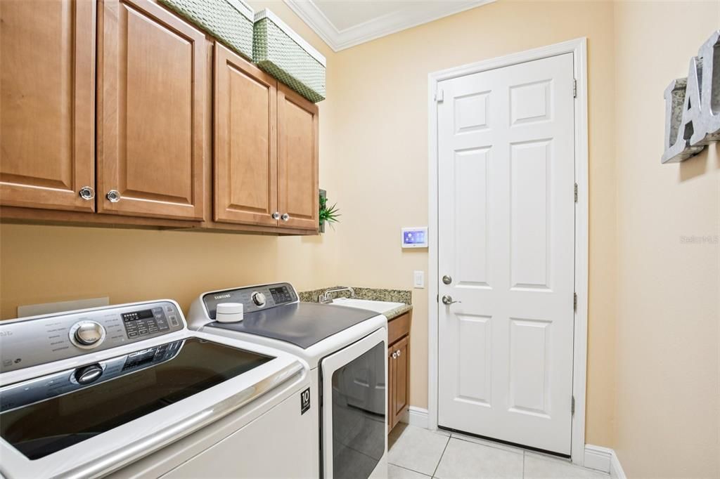 En Venta: $1,450,000 (3 camas, 3 baños, 2583 Pies cuadrados)