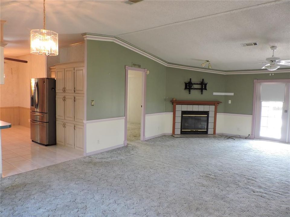 En Venta: $539,900 (3 camas, 2 baños, 1728 Pies cuadrados)