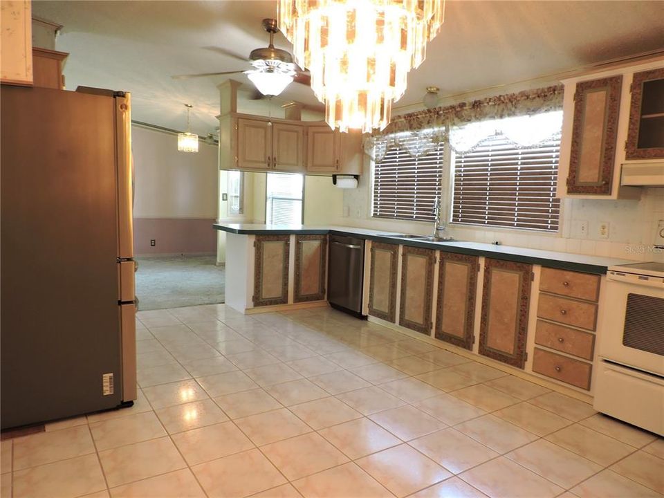 En Venta: $539,900 (3 camas, 2 baños, 1728 Pies cuadrados)