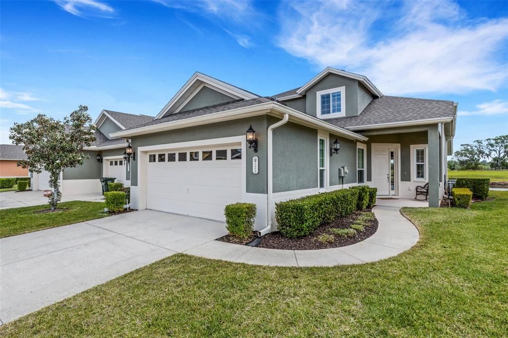 Недавно продано: $395,000 (3 спален, 2 ванн, 1983 Квадратных фут)
