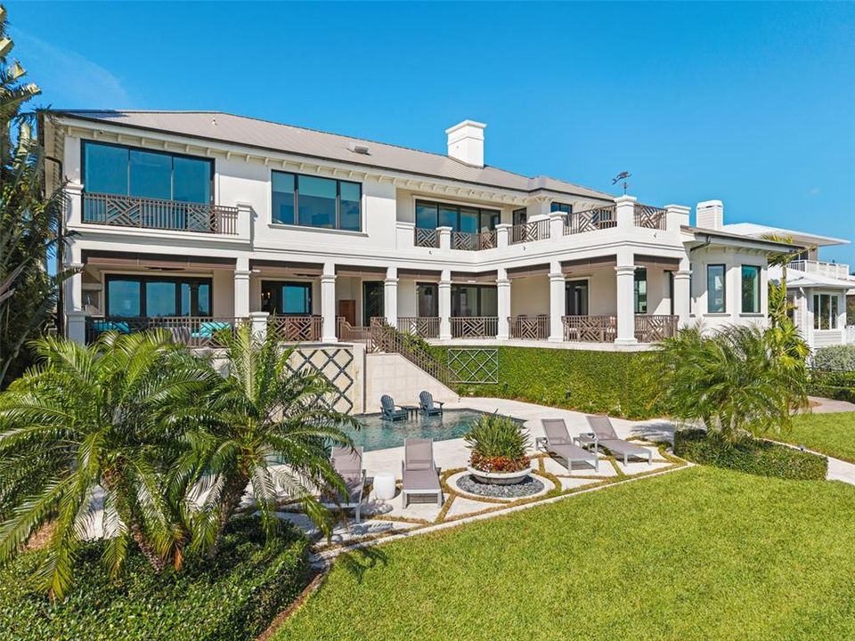 For Sale: $12,500,000 (6 beds, 5 baths, 7037 Square Feet)