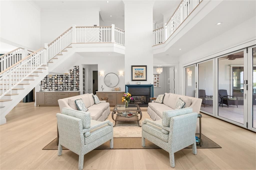 For Sale: $12,500,000 (6 beds, 5 baths, 7037 Square Feet)