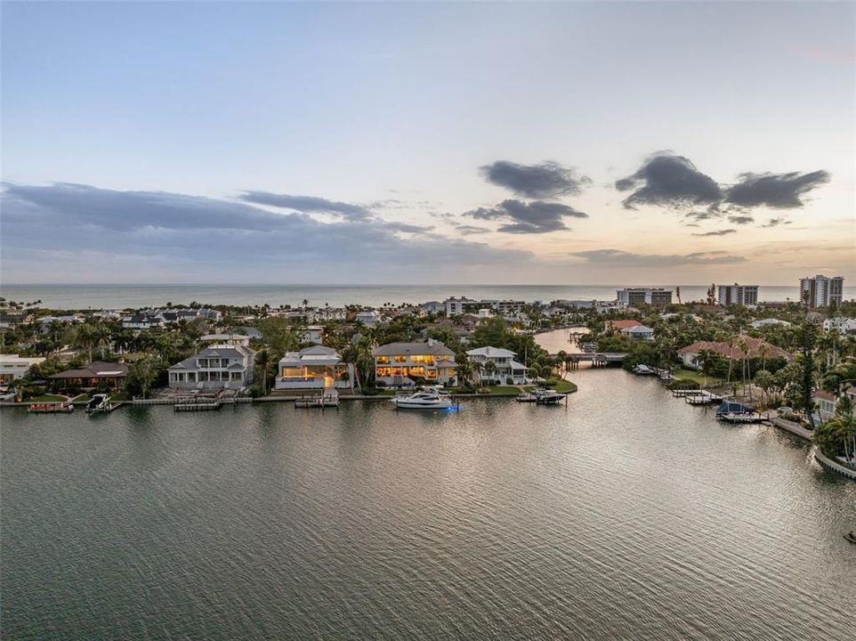 For Sale: $12,500,000 (6 beds, 5 baths, 7037 Square Feet)