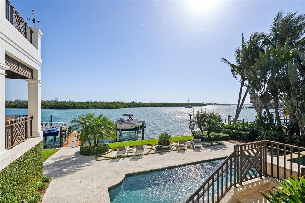 For Sale: $12,500,000 (6 beds, 5 baths, 7037 Square Feet)