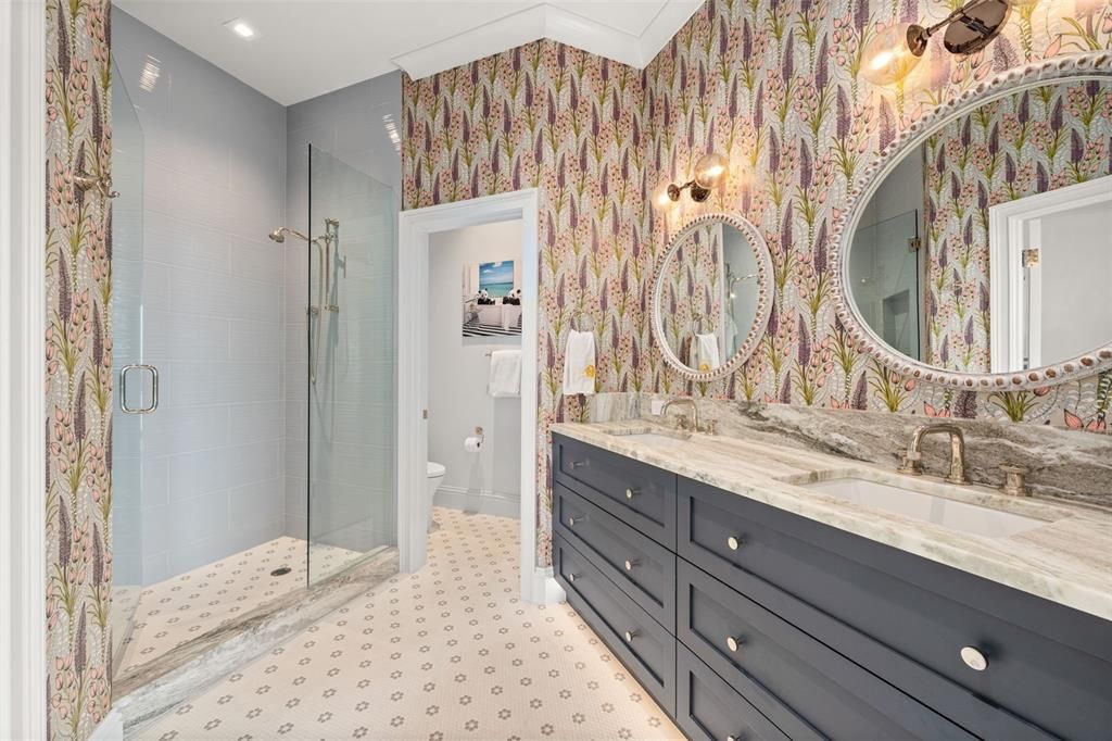For Sale: $12,500,000 (6 beds, 5 baths, 7037 Square Feet)