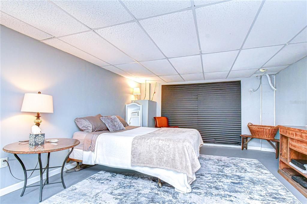 For Sale: $525,000 (3 beds, 2 baths, 1204 Square Feet)