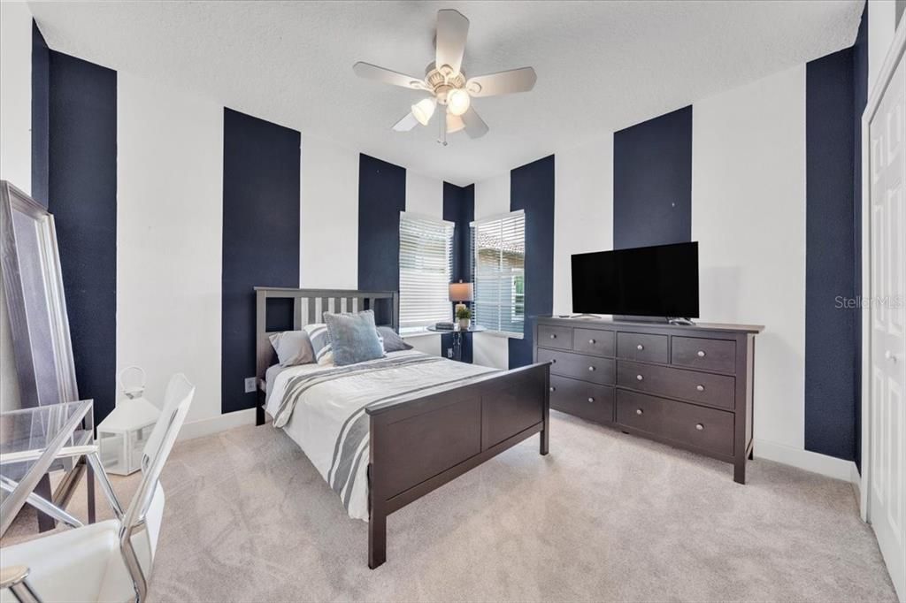 For Sale: $1,300,000 (5 beds, 3 baths, 3786 Square Feet)