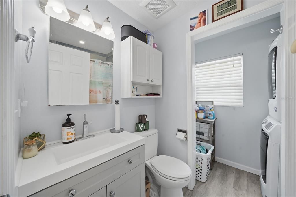 For Sale: $775,000 (3 beds, 2 baths, 1200 Square Feet)