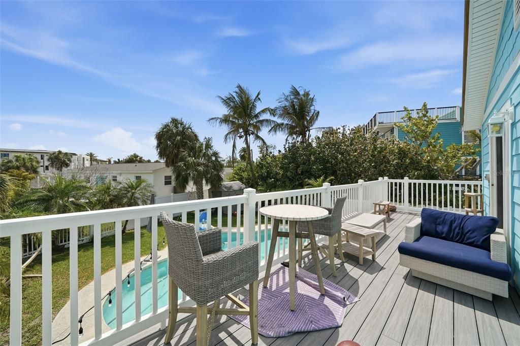 For Sale: $775,000 (3 beds, 2 baths, 1200 Square Feet)
