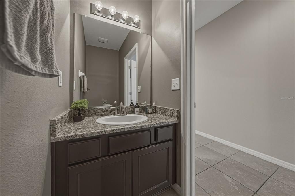 Active With Contract: $264,000 (3 beds, 2 baths, 1689 Square Feet)
