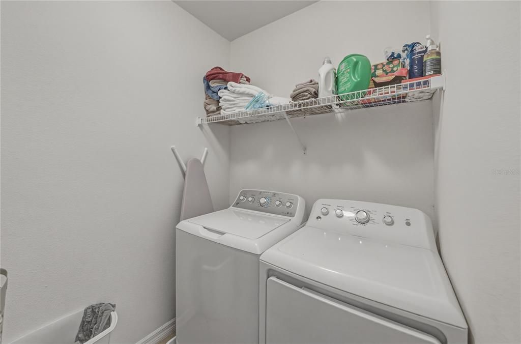 Active With Contract: $264,000 (3 beds, 2 baths, 1689 Square Feet)