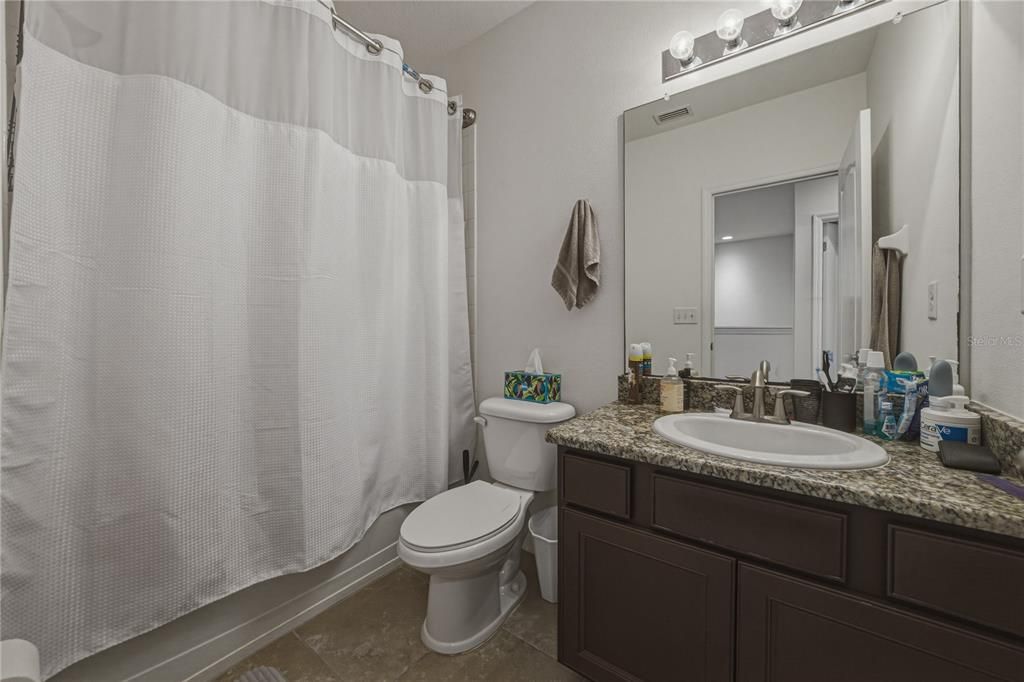 Active With Contract: $264,000 (3 beds, 2 baths, 1689 Square Feet)