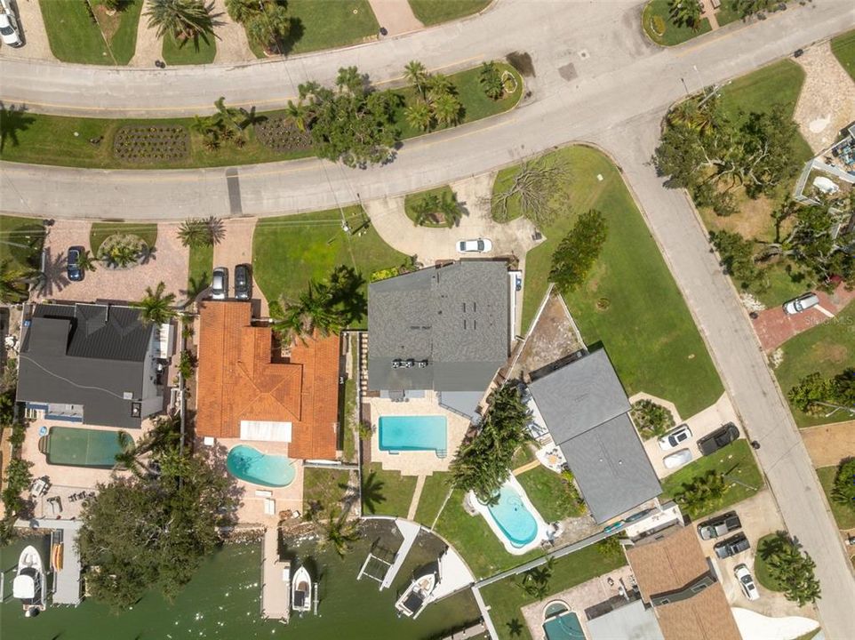 For Rent: $11,000 (3 beds, 2 baths, 3410 Square Feet)