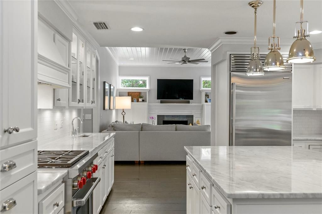Active With Contract: $1,875,000 (4 beds, 4 baths, 3657 Square Feet)