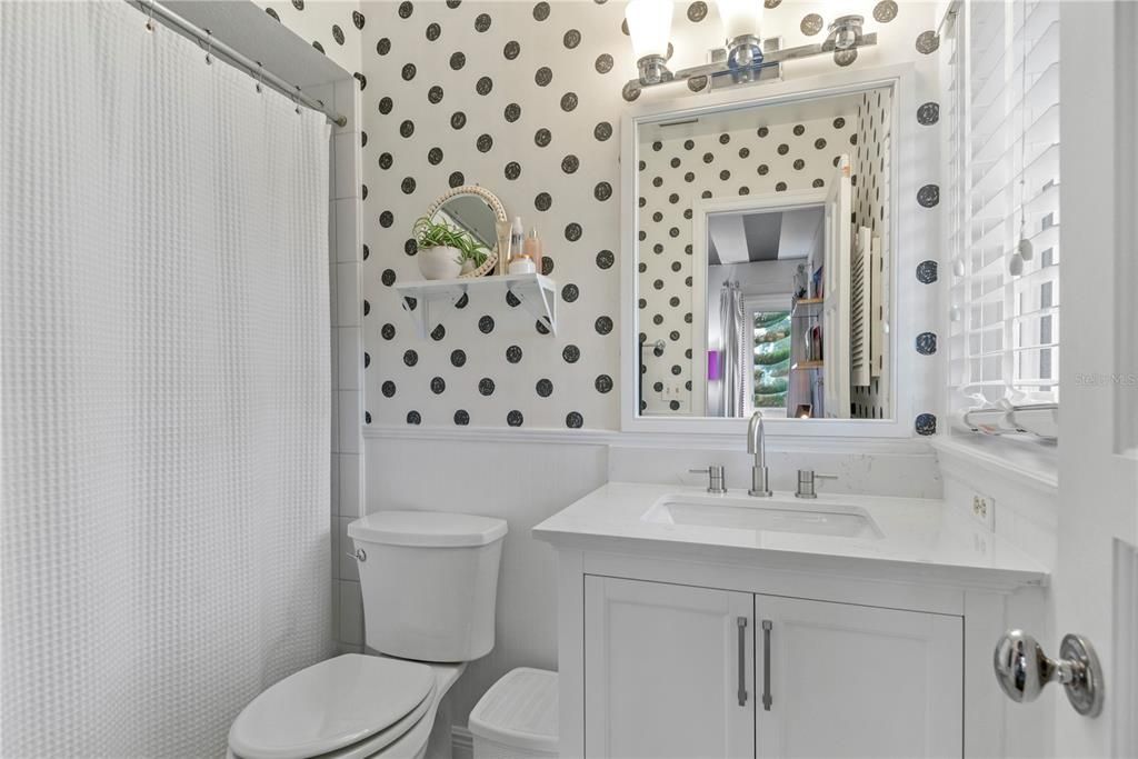 Active With Contract: $1,875,000 (4 beds, 4 baths, 3657 Square Feet)