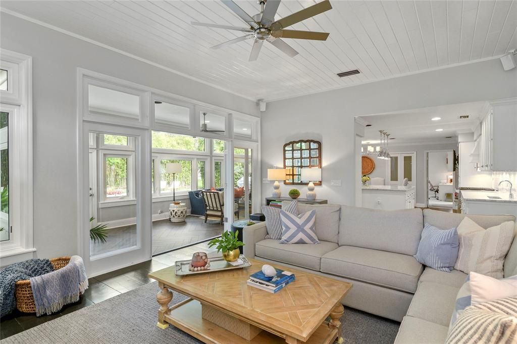 Active With Contract: $1,875,000 (4 beds, 4 baths, 3657 Square Feet)