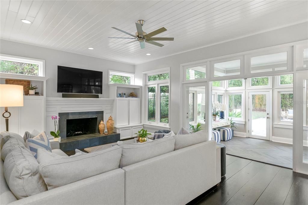 Active With Contract: $1,875,000 (4 beds, 4 baths, 3657 Square Feet)