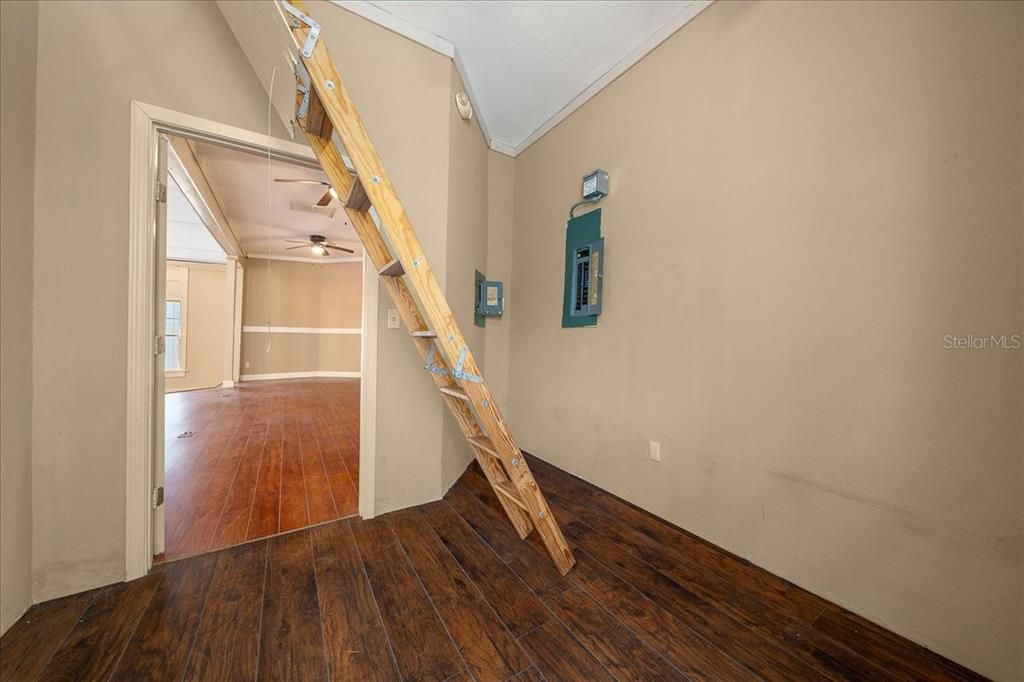 Active With Contract: $330,000 (0 beds, 0 baths, 3242 Square Feet)