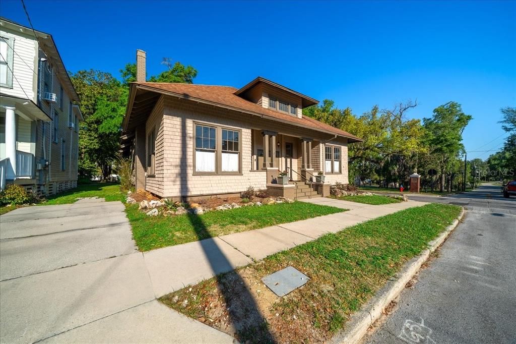 Active With Contract: $330,000 (0 beds, 0 baths, 3242 Square Feet)
